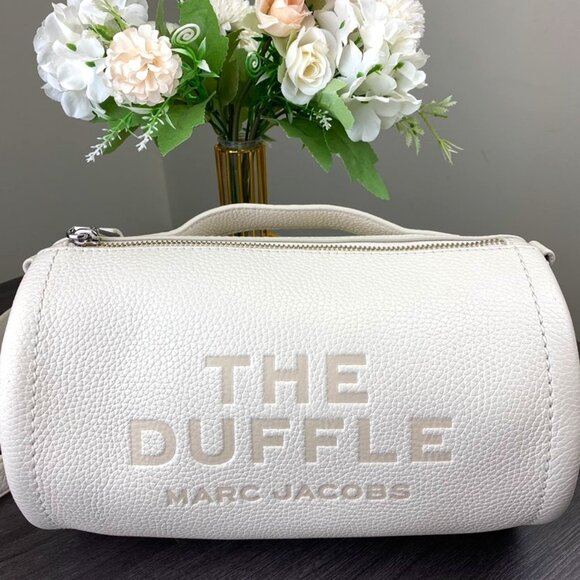 Marc Jacobs 2P3HDF003H01-140 The Leather Duffle Bag, Cotton White - Picture 1 of 14